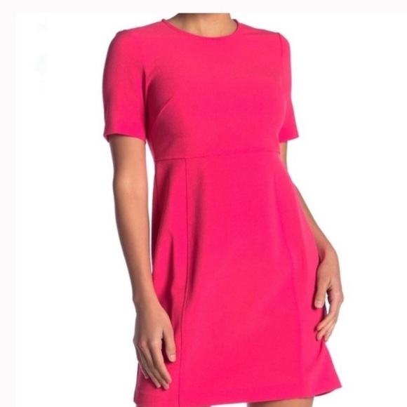 NWT Eliza J Crepe mini dress short sleeve Fuchsia
